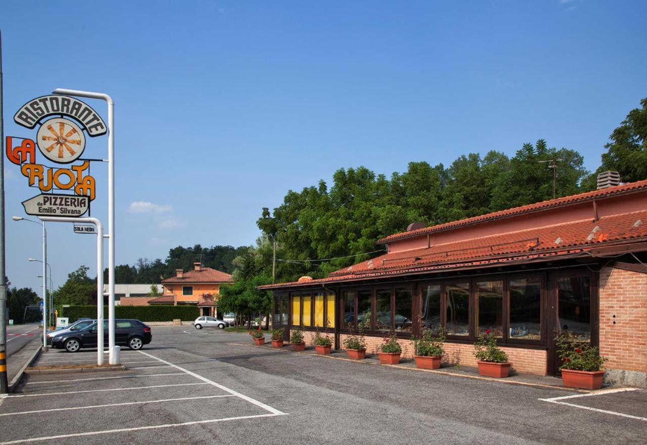 Hotel La Ruota Pianfei エクステリア 写真